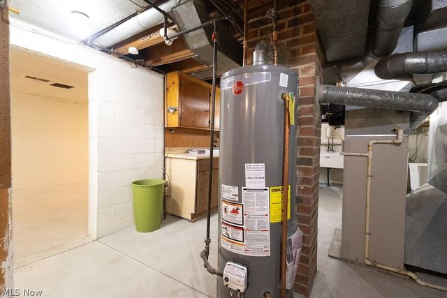 5404 Beacon Road, Lyndhurst, OH 44124