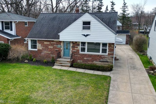 5404 Beacon Road, Lyndhurst, OH 44124