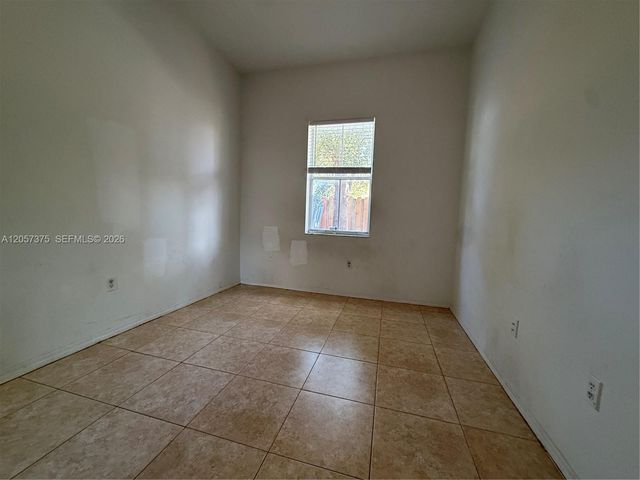 10852 SW 240th St, Homestead, FL 33032
