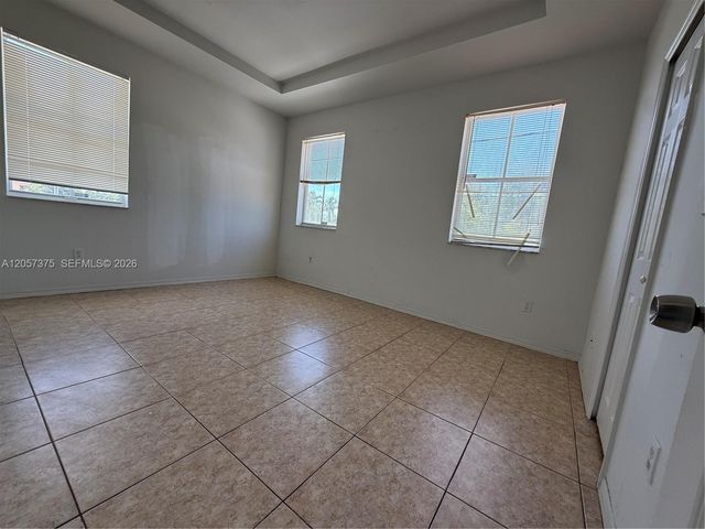 10852 SW 240th St, Homestead, FL 33032