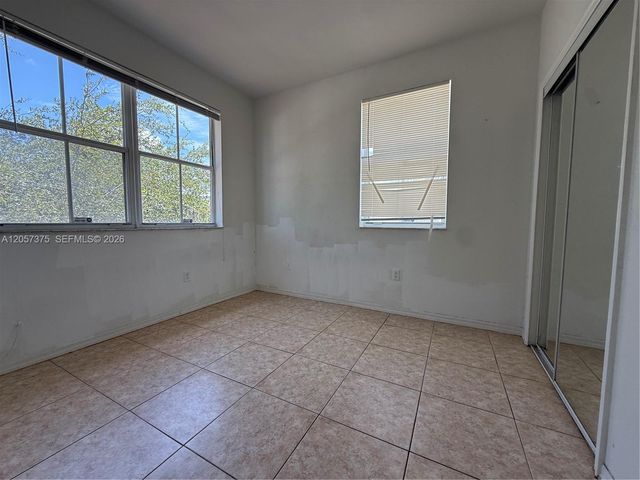 10852 SW 240th St, Homestead, FL 33032