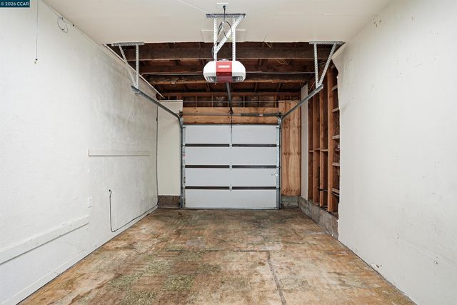 219 W Leland Rd, Pittsburg, CA 94565