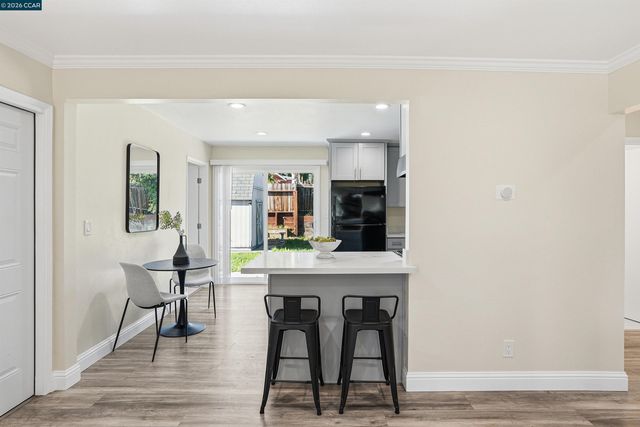 219 W Leland Rd, Pittsburg, CA 94565