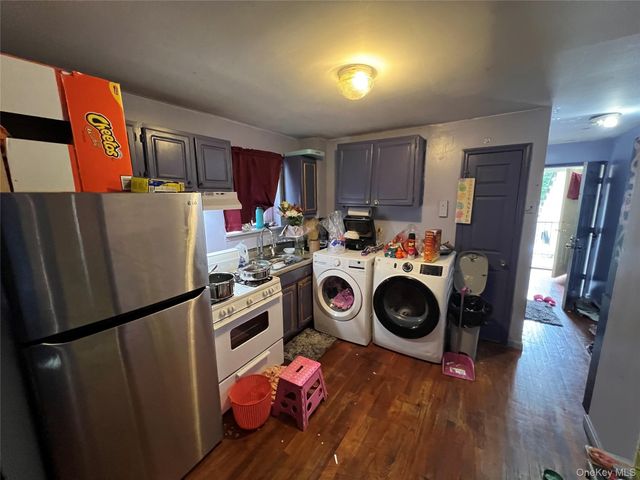 3455 Ely Avenue, Bronx, NY 10469