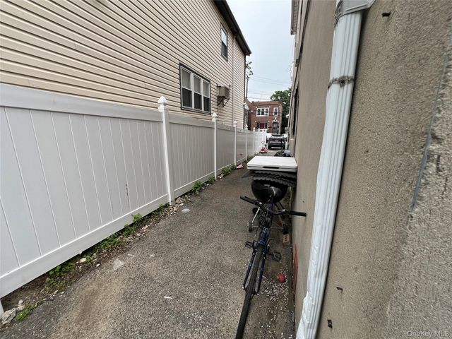 3455 Ely Avenue, Bronx, NY 10469