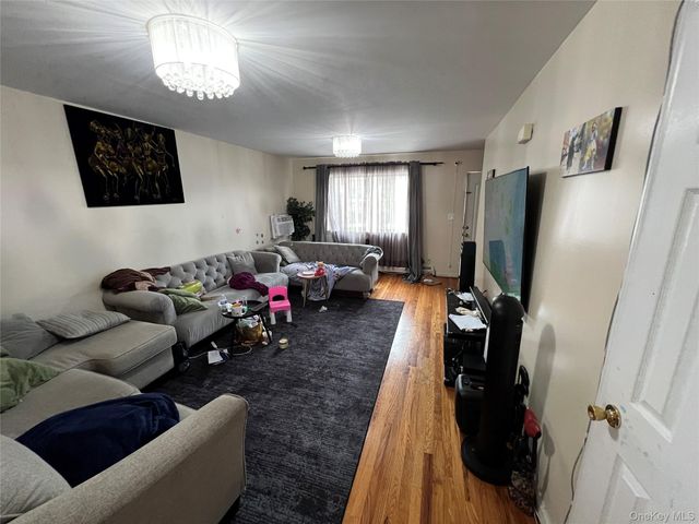 3455 Ely Avenue, Bronx, NY 10469