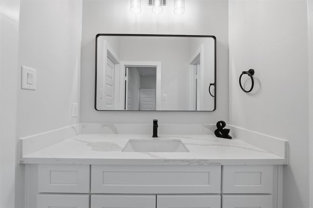 892 Paul Quinn St, Houston, TX 77091