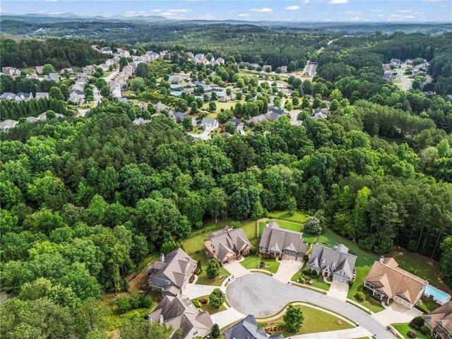 183 Lullwater Lane, Dallas, GA 30132