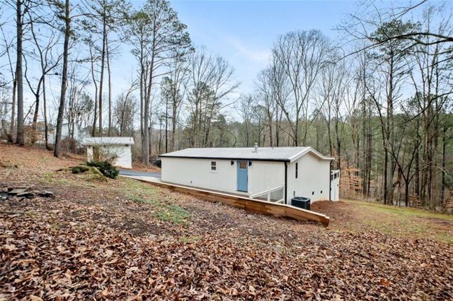 129 Blacks Mill Valley, Dawsonville, GA 30534