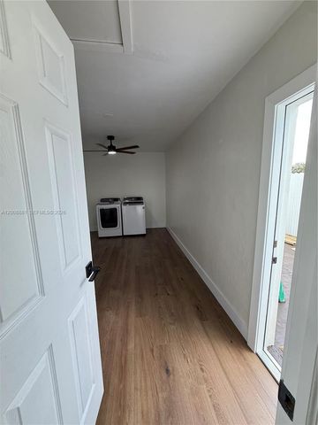 7525 Garfield St, Hollywood, FL 33024