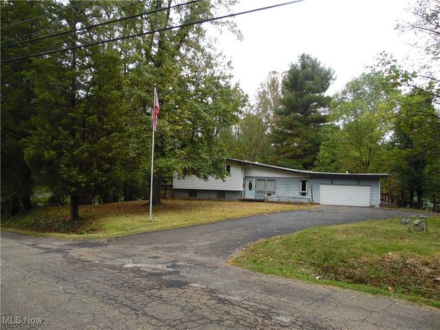 1615 Browns Road, Marietta, OH 45750