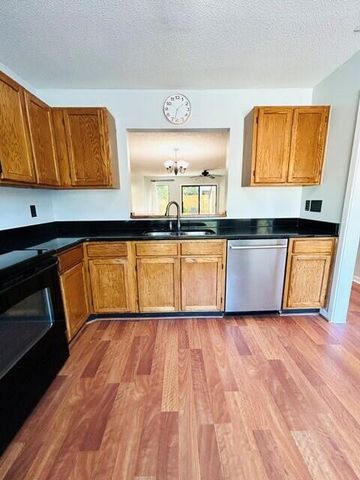 311 Lapwing Lane, Mount Pleasant, SC 29464