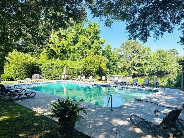 311 Lapwing Lane, Mount Pleasant, SC 29464