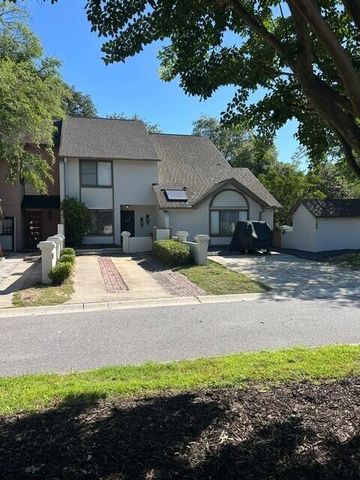 311 Lapwing Lane, Mount Pleasant, SC 29464