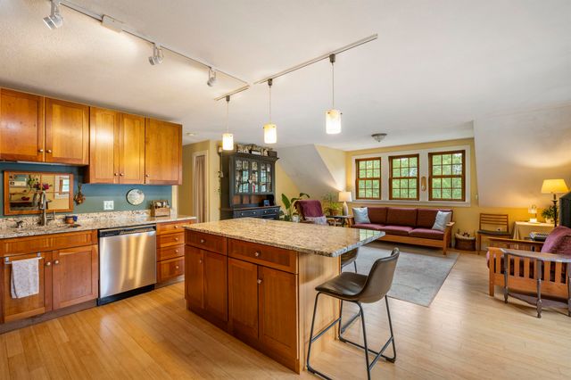 114 River St, Ashland, NH 03217