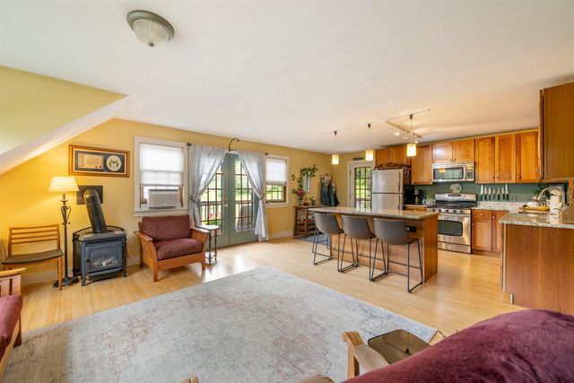 114 River St, Ashland, NH 03217