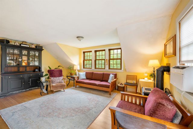 114 River St, Ashland, NH 03217