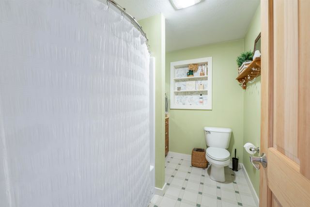 114 River St, Ashland, NH 03217