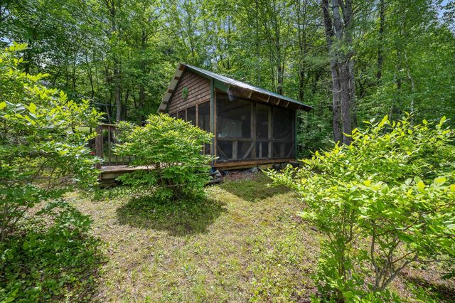 114 River St, Ashland, NH 03217