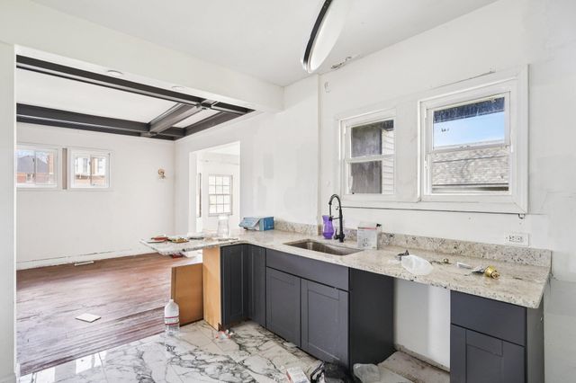 956 Glynn Court, Detroit, MI 48202