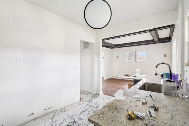 956 Glynn Court, Detroit, MI 48202