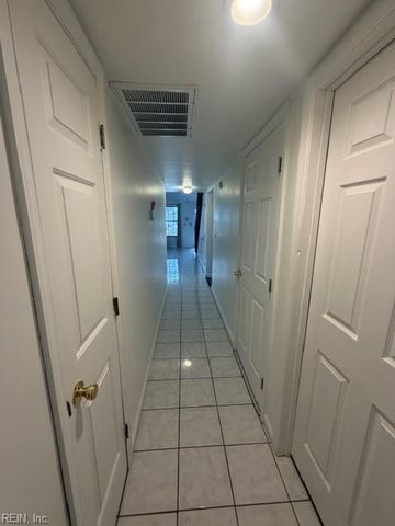 2245 Speckled Rock LN, Virginia Beach, VA 23456