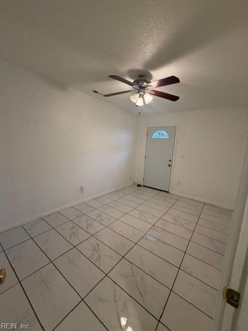 2245 Speckled Rock LN, Virginia Beach, VA 23456