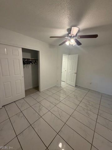 2245 Speckled Rock LN, Virginia Beach, VA 23456