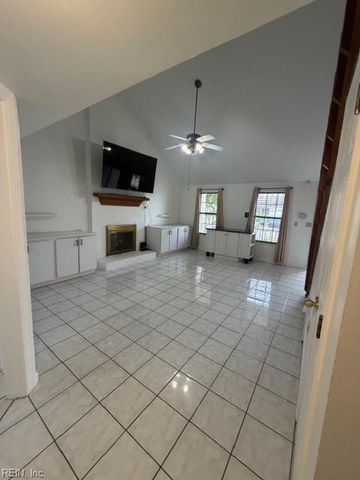 2245 Speckled Rock LN, Virginia Beach, VA 23456