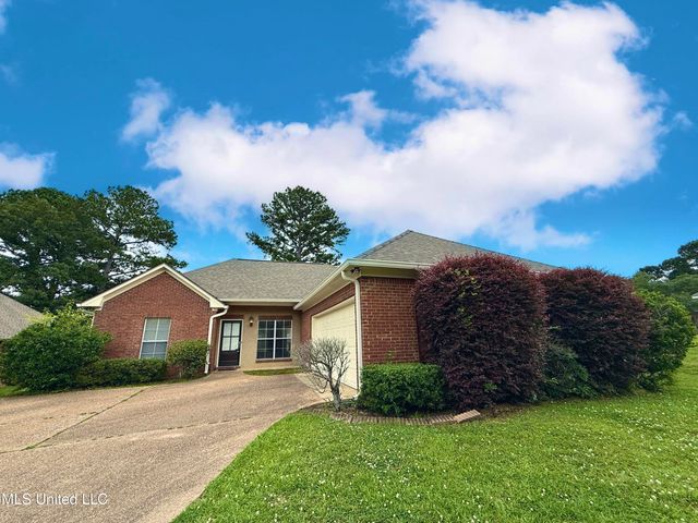 302 Bedford Court, Brandon, MS 39047