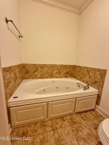 302 Bedford Court, Brandon, MS 39047