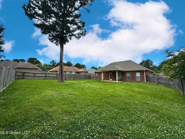 302 Bedford Court, Brandon, MS 39047