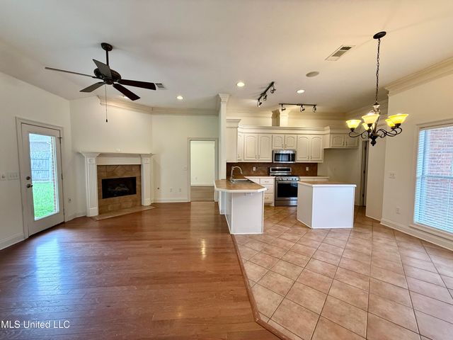 302 Bedford Court, Brandon, MS 39047