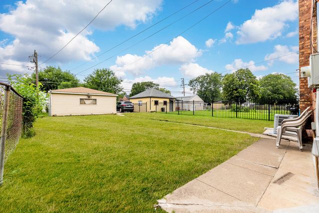 12442 S Throop Street, Calumet Park, IL 60827