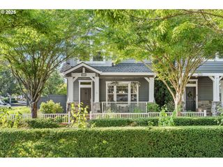 29021 Sw VILLEBOIS Dr, Wilsonville, OR 97070