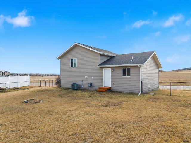916 KATHRYN AVE, Rapid City, SD 57701