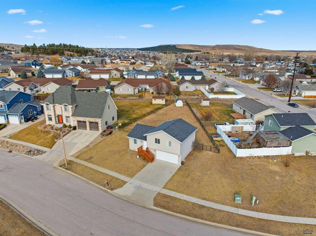 916 KATHRYN AVE, Rapid City, SD 57701