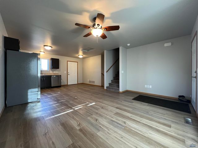 916 KATHRYN AVE, Rapid City, SD 57701