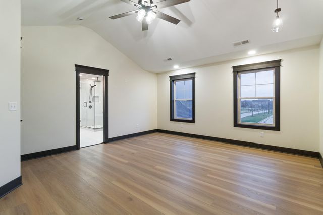 10138 Sentry Drive, St. John, IN 46373