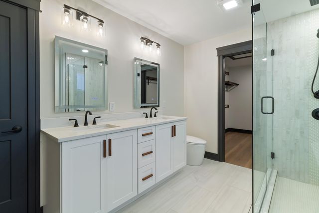10138 Sentry Drive, St. John, IN 46373
