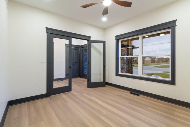 10138 Sentry Drive, St. John, IN 46373