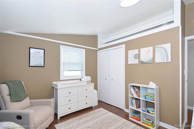 1373 Nolta Road, Walled Lake, MI 48390