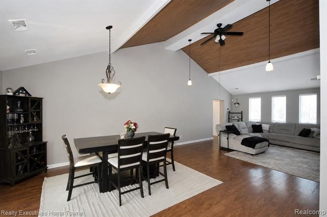 1373 Nolta Road, Walled Lake, MI 48390