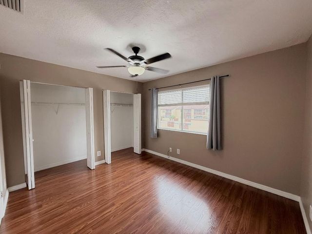 1910 Lakeview Drive W, Royal Palm Beach, FL 33411