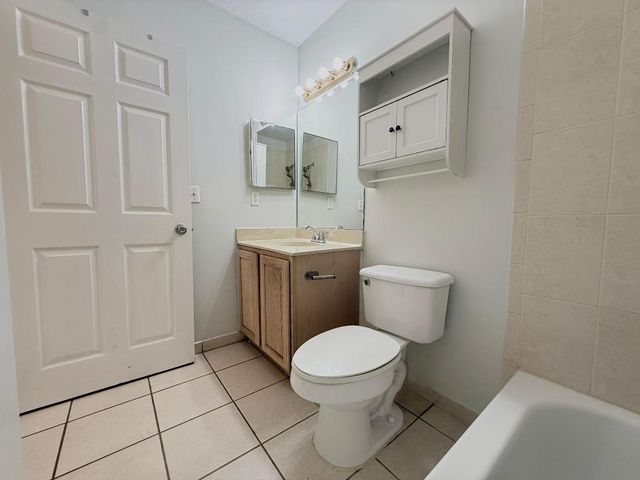 1910 Lakeview Drive W, Royal Palm Beach, FL 33411