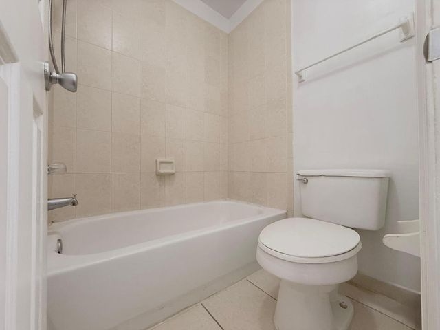 1910 Lakeview Drive W, Royal Palm Beach, FL 33411