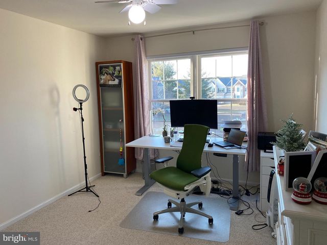 202 OAKTREE, Warminster, PA 18974