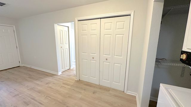 317 Mabry St Apt 113, Tallahassee, FL 32304