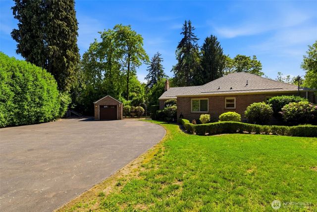 6722 River Road E, Puyallup, WA 98371