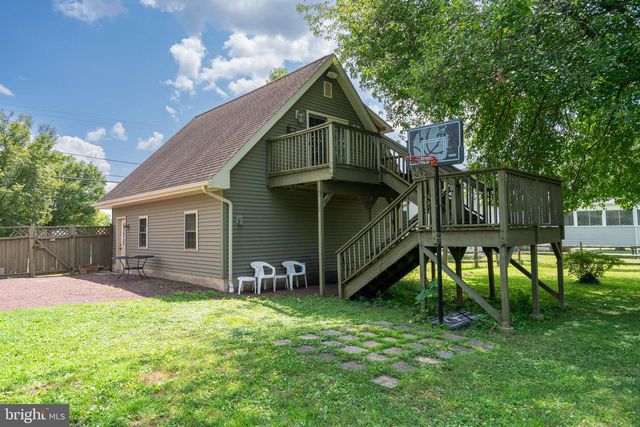 514 KANSAS RD, Warrington, PA 18976
